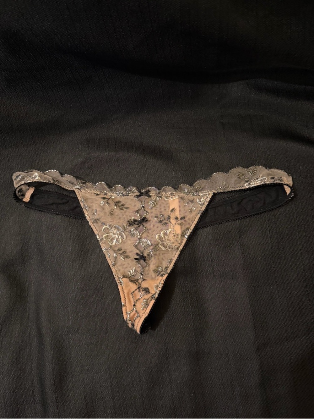 Victoria's Secret Dream Angels Black and Nude Floral Lace V-String